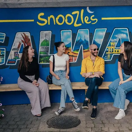 Ostello Snoozles Centre Galway
